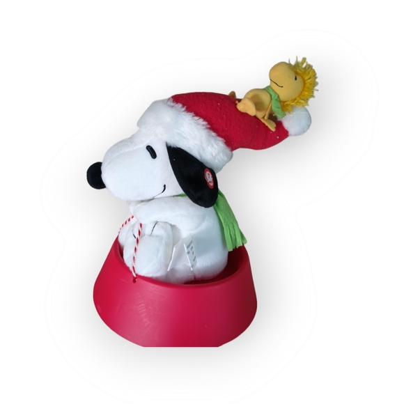 Hallmark Peanuts Christmas Snoopy Woodstock Sledding Musical Plush - Picture 5 of 7
